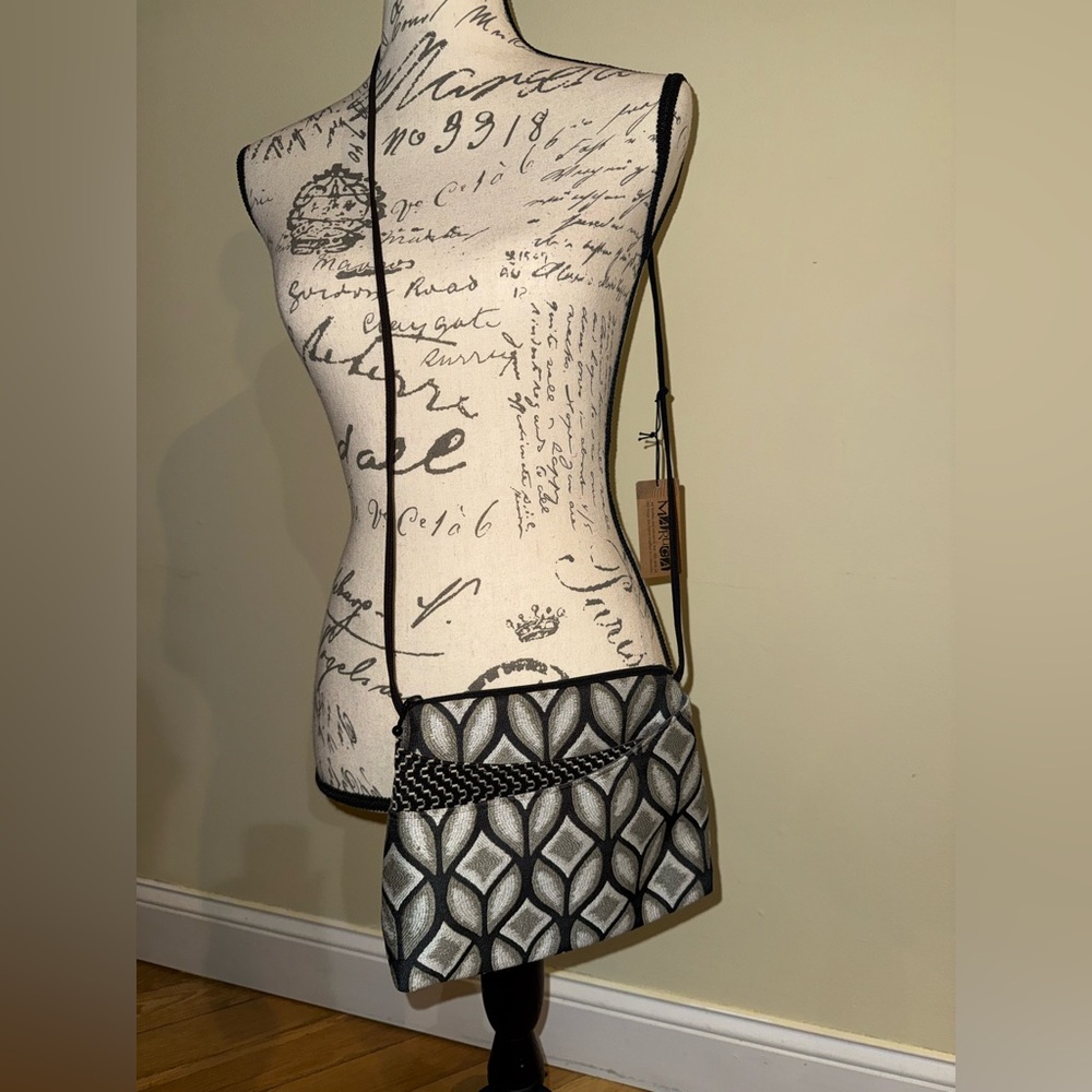 Maruca Crossbody Sparrow Bag
